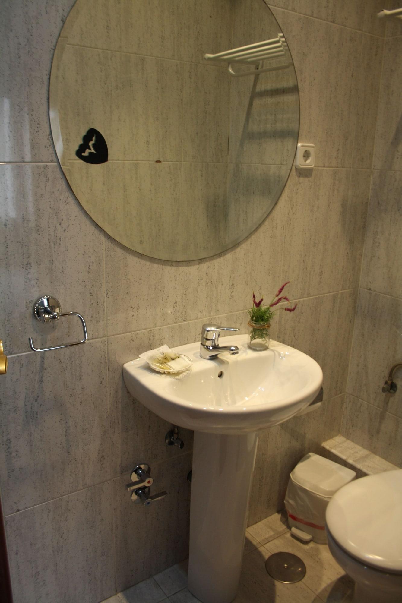 Hostal Rofer Madrid Exteriér fotografie
