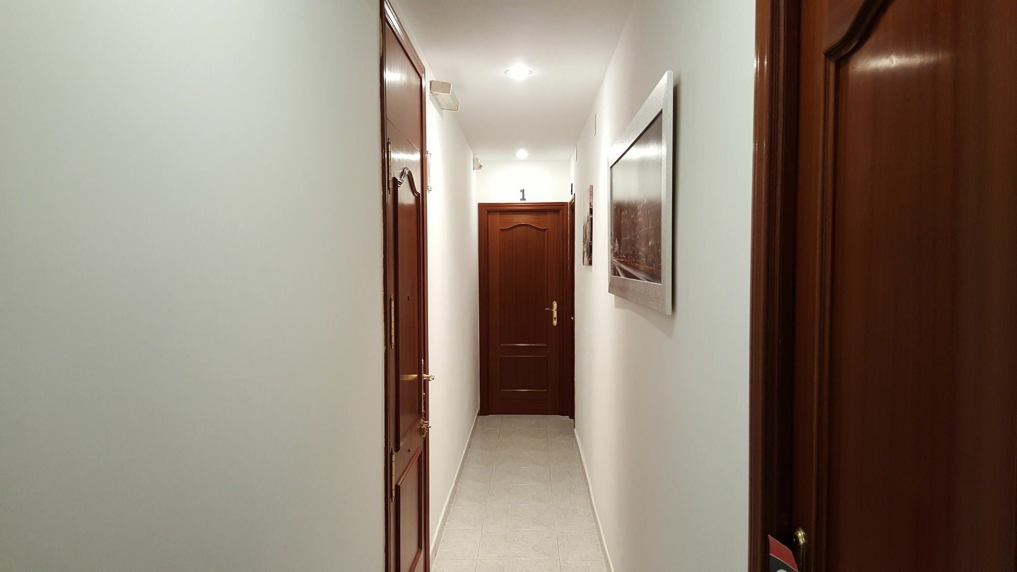 Hostal Rofer Madrid Exteriér fotografie