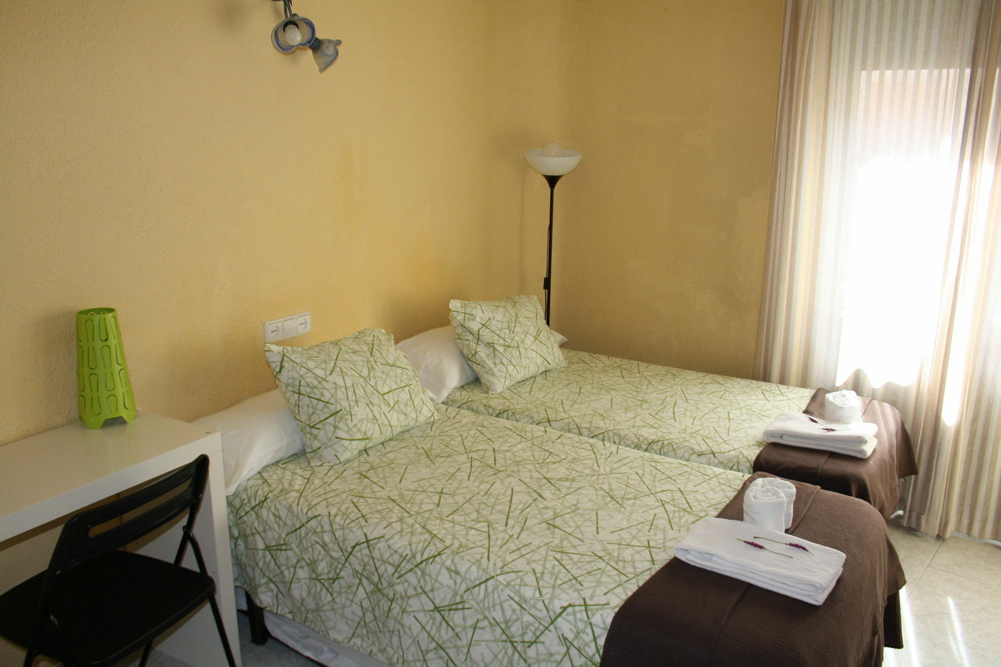 Hostal Rofer Madrid Exteriér fotografie