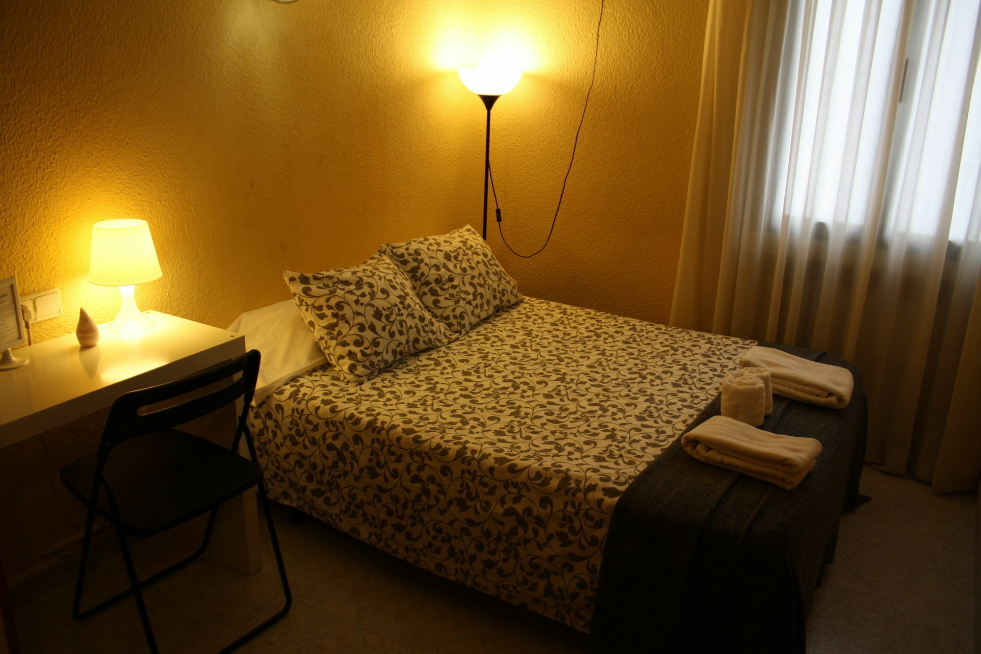 Hostal Rofer Madrid Exteriér fotografie