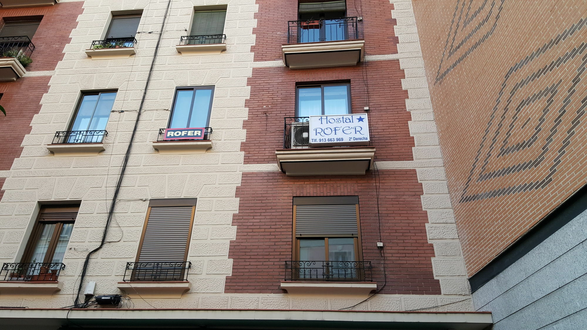 Hostal Rofer Madrid Exteriér fotografie